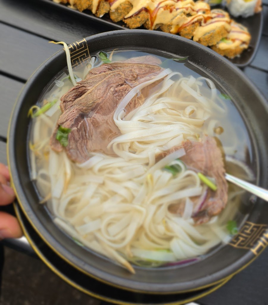 24. Phở Đặc Biệt