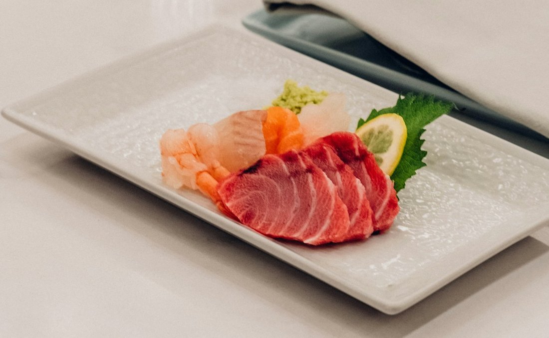 77. Tuna Sashimi