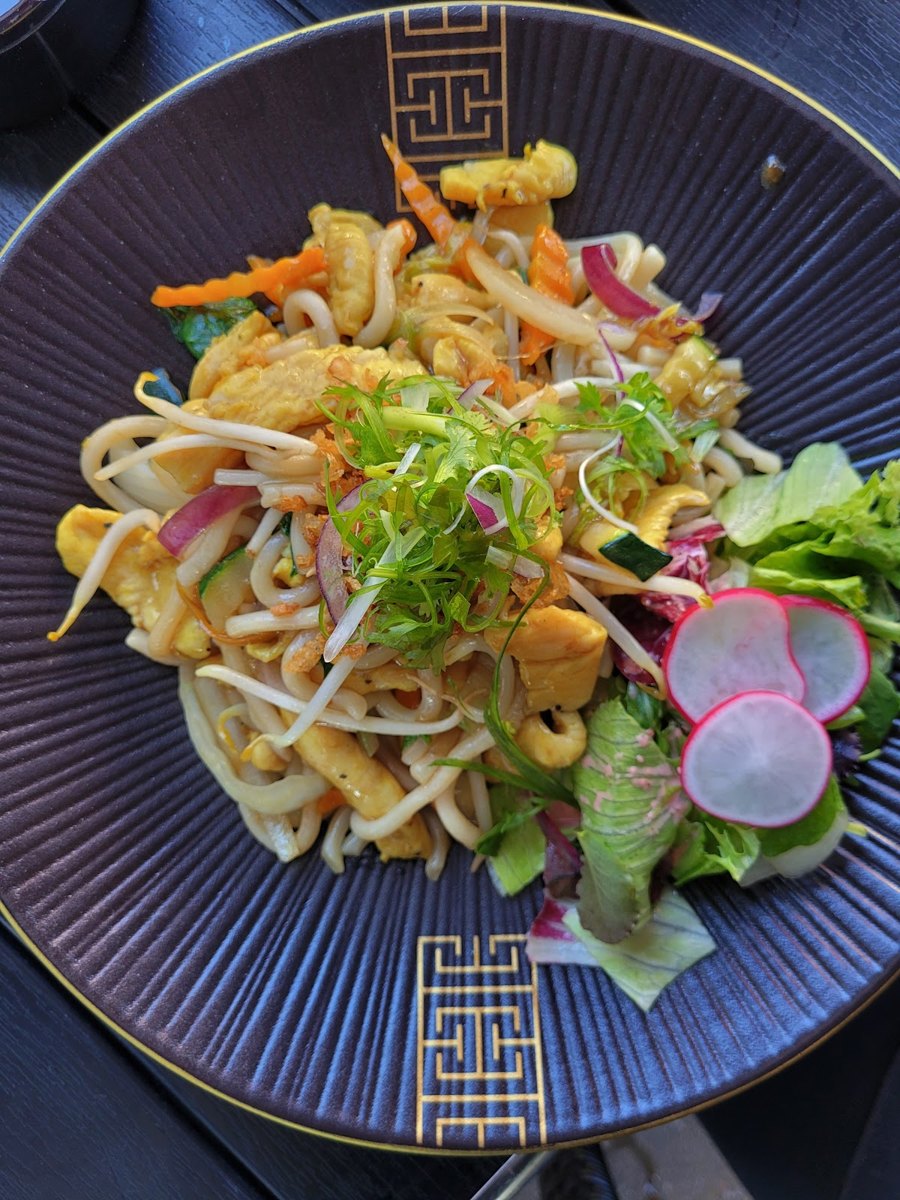 35B. Udon Xào - Fried Udon – Chicken